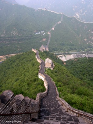 Fatiguant à gravir, en haut, un plaisir d’appuyer sur le déclencheur ! - Nikon P5000 - Chine - juin 2007